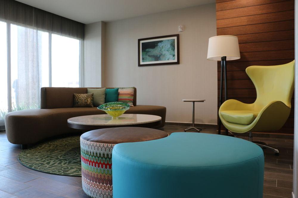 Fairfield Inn & Suites By Marriott Коацакоалкос Екстериор снимка