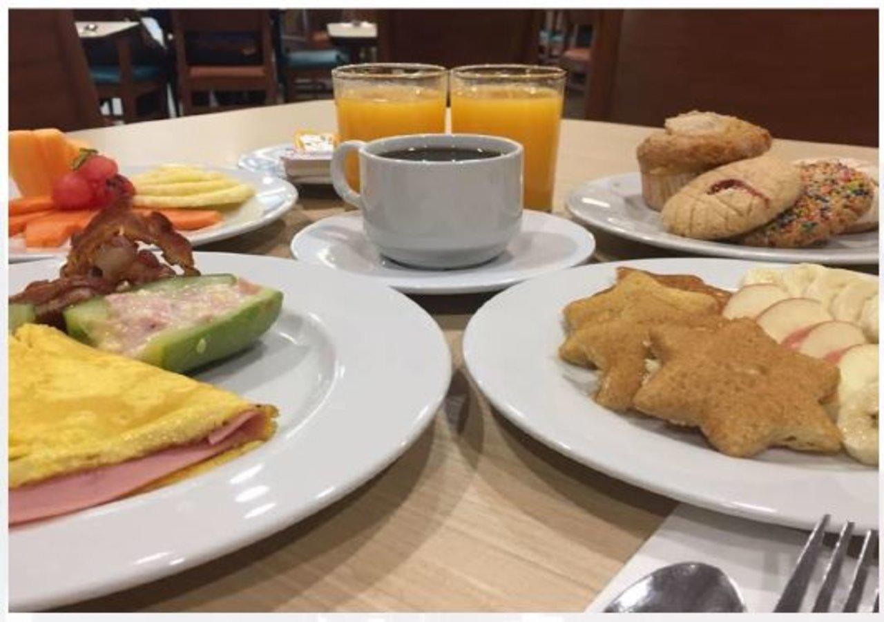 Fairfield Inn & Suites By Marriott Коацакоалкос Екстериор снимка