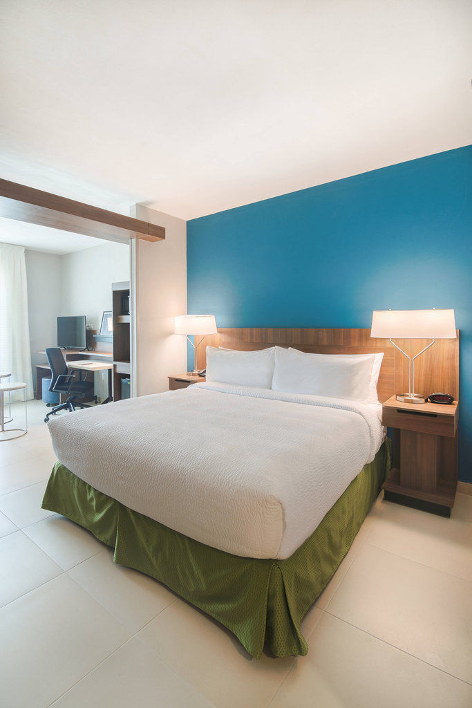 Fairfield Inn & Suites By Marriott Коацакоалкос Екстериор снимка